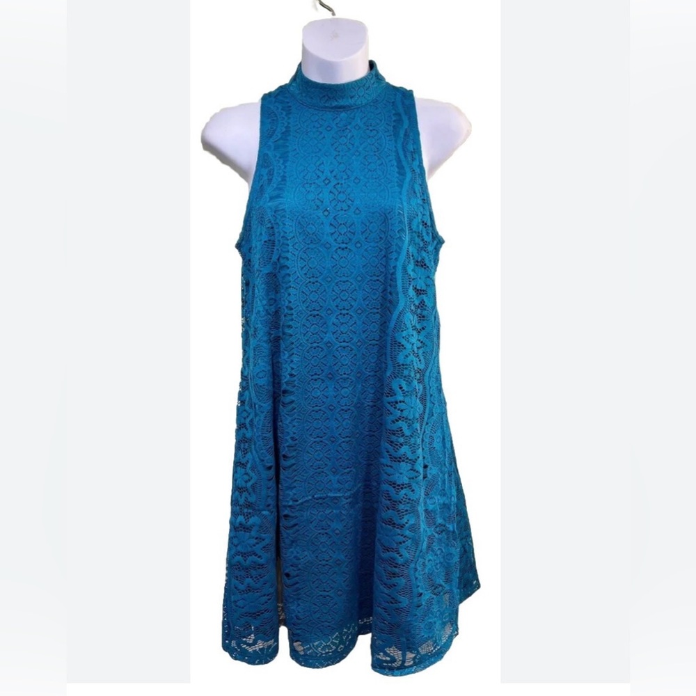 City Triangles, size medium dress
